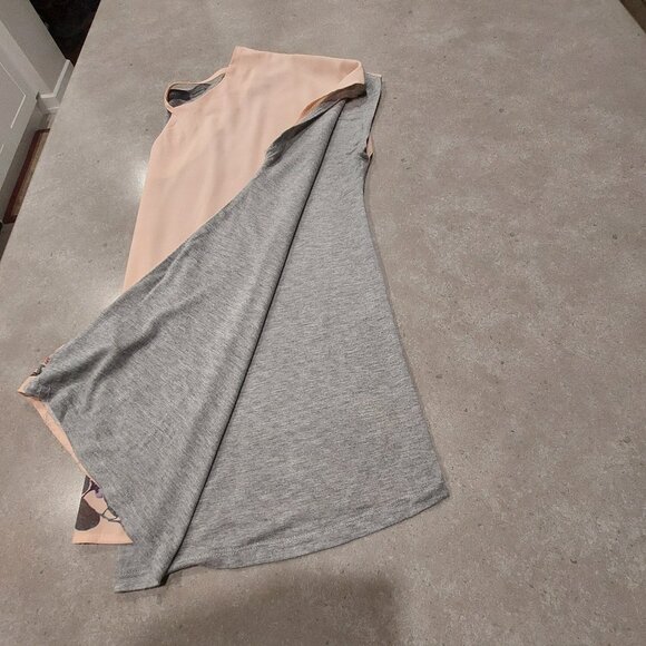 SUZY SHIER Pink Front w/Floral Print & Criss Cross on Chest Grey Knit Back - LGE - Picture 5 of 11